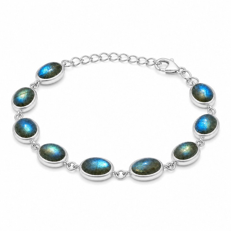 Zilveren armband met ovaal in kap gezette edelsteen - 925 zilver - 8 x 6 mm · Labradoriet · detail · steen:labradoriet