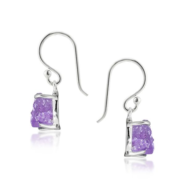 Zilveren oorhangers met ruwe in klauw gezette edelsteen - 925 zilver · Amethist · productfoto · steen:amethist