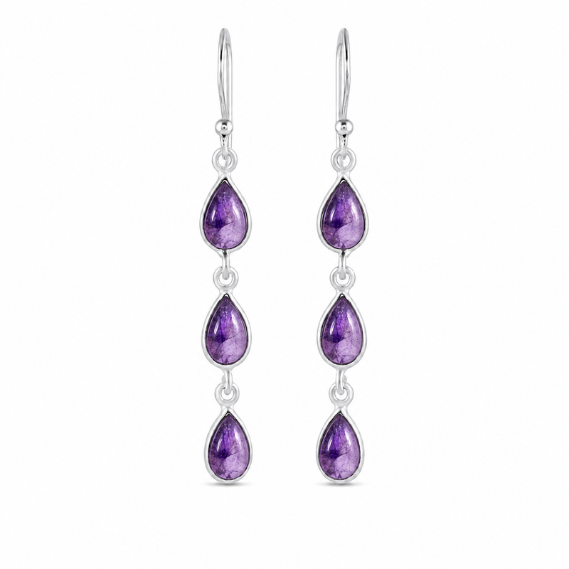 Zilveren oorhangers met druppelvormig in kap gezette edelsteen - 925 zilver - 50 x 6 mm · Amethist · productfoto · steen:amethist
