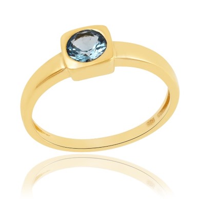 Gouden ring met Blauwe Topaas edelsteen