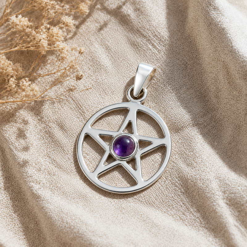 Zilveren pentagram hanger met edelsteen - 925 zilver - 30 x 20 mm · None · sfeerbeeld · steen:None