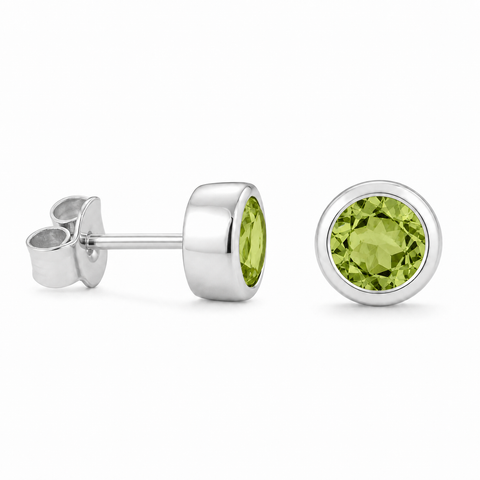 Zilveren oorknopjes met rond gefacetteerde kapgezette edelsteen - 925 zilver - 5 mm · Peridoot