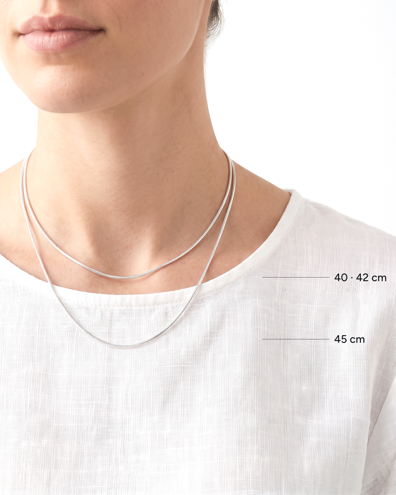 Zilveren slangen ketting dikte 1,6 mm · lengte-overzicht