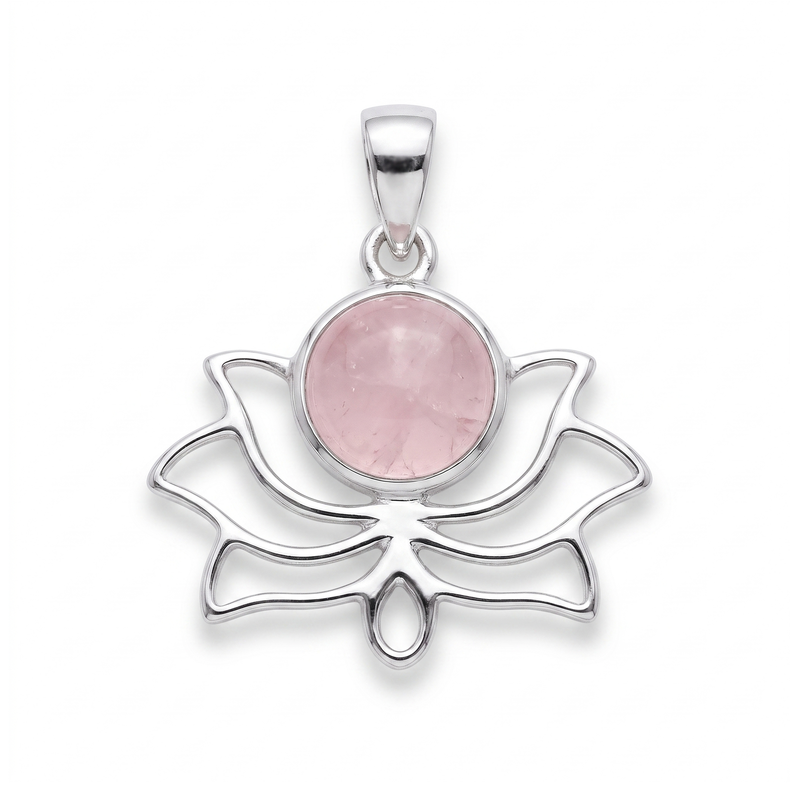 Zilveren hanger met rond geslepen in kap gezette edelsteen · Rozenkwarts · studiofoto · steen:rozenkwarts