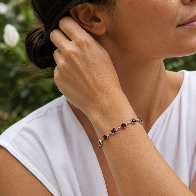 Zilveren armband met edelsteen, gefacetteerd - 925 zilver · None · gedragen · steen:None