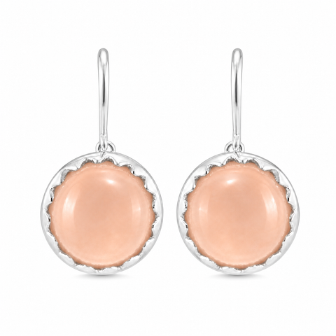 Zilveren oorhangers met rond geslepen in kartelrand gezette edelsteen - 925 zilver - 10 mm · Maansteen