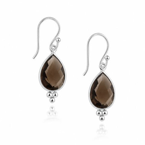 Zilveren oorhangers met druppelvormig gefacetteerde edelstenen - 925 zilver - 12 x 8 mm · Rookkwarts