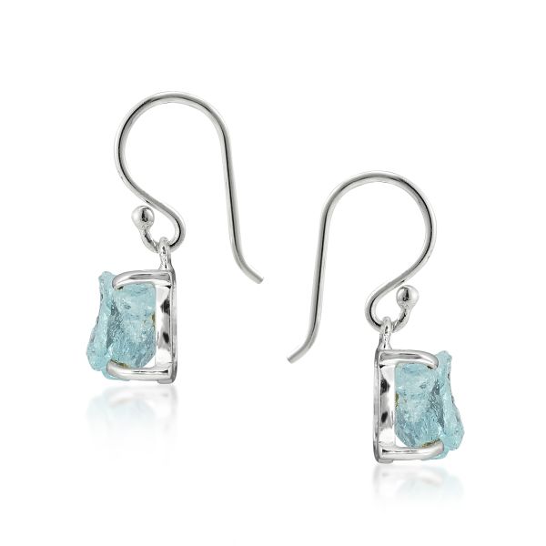 Zilveren oorhangers met ruwe in klauw gezette edelsteen - 925 zilver · Aquamarijn · productfoto · steen:aquamarijn