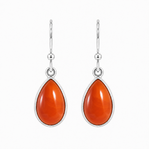 Zilveren oorhanger met druppelvormige edelsteen - 925 zilver - 28 x 9 mm · Carneool