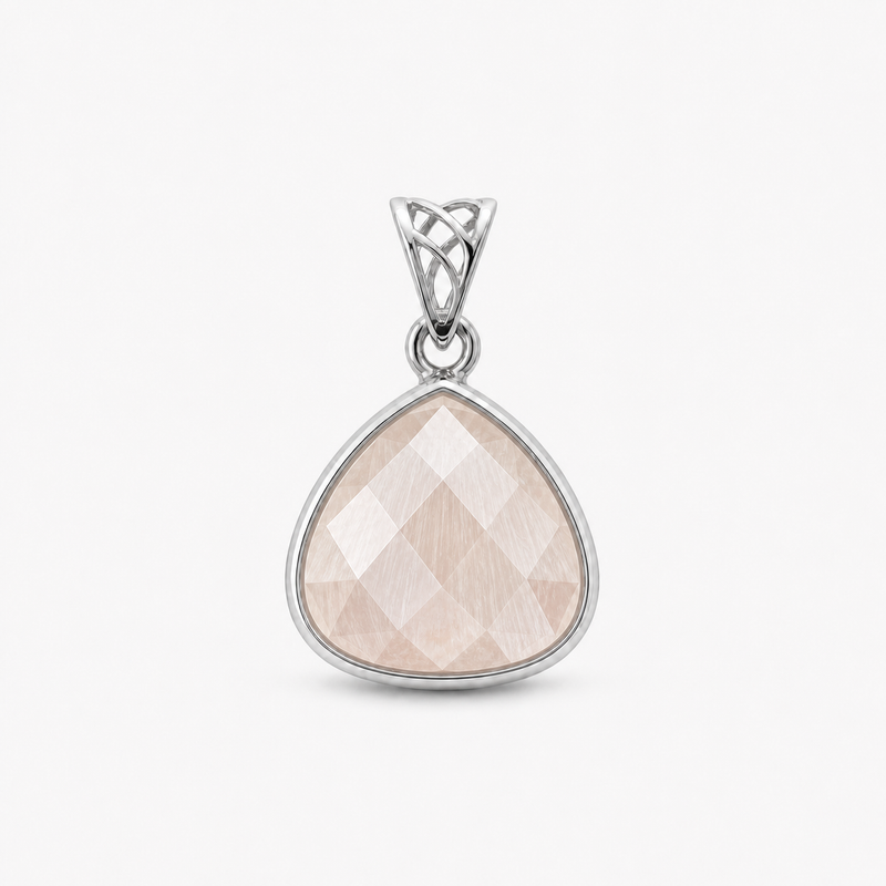 Zilveren hanger met Onyx edelsteen · Scolesiet · studiofoto · steen:scolesiet
