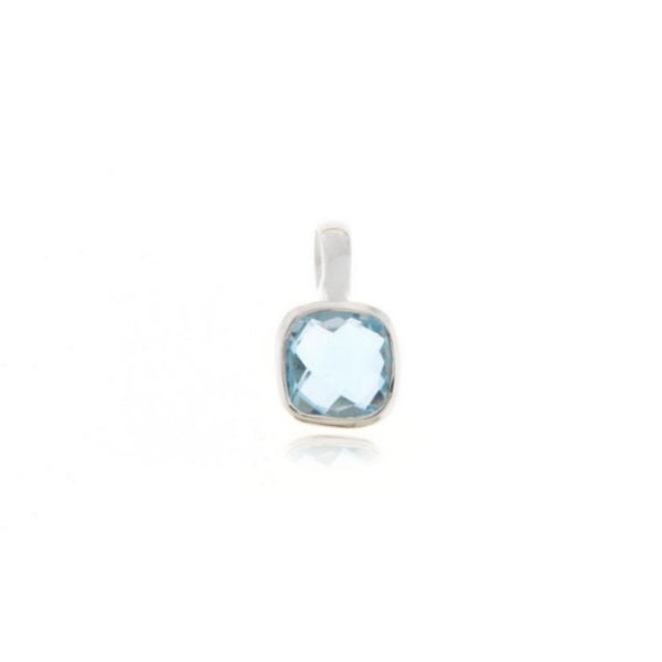 Zilveren hanger met Blauwe Topaas edelsteen