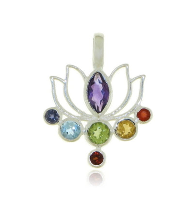 Zilveren Lotus hanger met gefaceteerde edelstenen