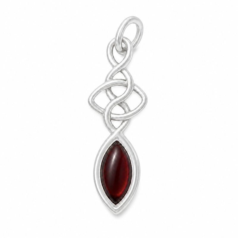 Zilveren hanger met marquise geslepen edelsteen, gefacetteerd - 925 zilver - 40 x 12 mm · Granaat · detail · steen:granaat