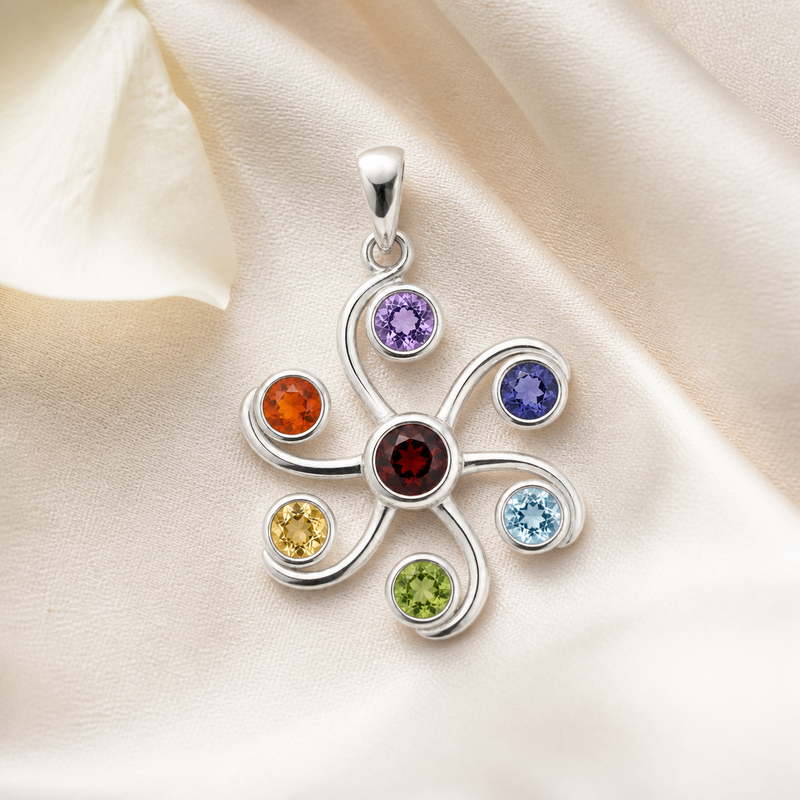Zilverene hanger met meerdere edelsteen, gefacetteerd - 925 zilver - 35 x 23 mm · None · sfeerbeeld · steen:None