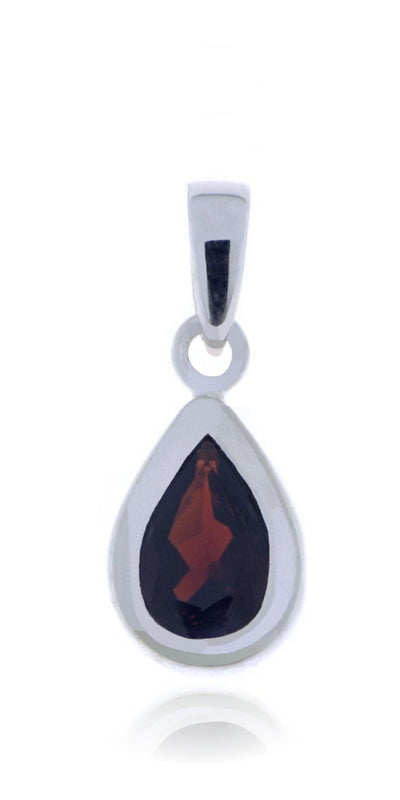 Zilveren hanger met Granaat edelsteen