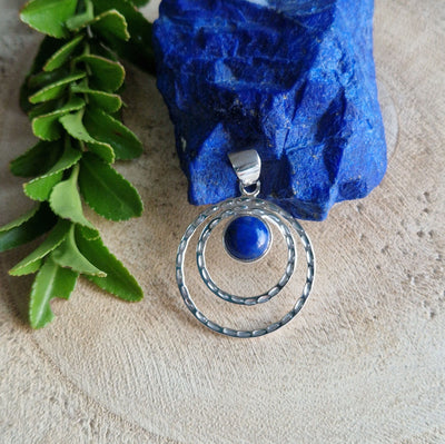 Zilveren hanger met Lapis Lazuli edelsteen