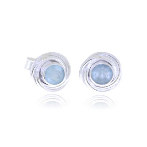 Zilveren oorknopjes met spiraalvormig gezette rond gefacetteerde edelsteen - 925 zilver - 5 mm · Chalcedoon