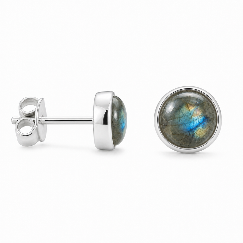 Zilveren oorknopjes met rond in kap gezette edelsteen - 925 zilver - 4 mm · Labradoriet · productfoto · steen:labradoriet