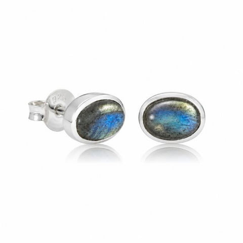 Zilveren oorknopjes met ovaal geslepen edelstenen - 925 zilver - 7 x 5 mm · Labradoriet