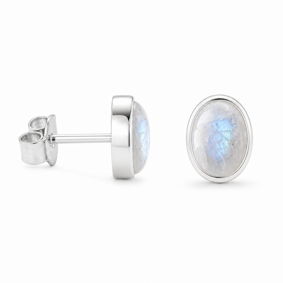 Zilveren oorknopjes met ovaal in kap gezette edelsteen - 925 zilver - 7 x 5 mm · Regenboog Maansteen · productfoto · steen:regenboog-maansteen