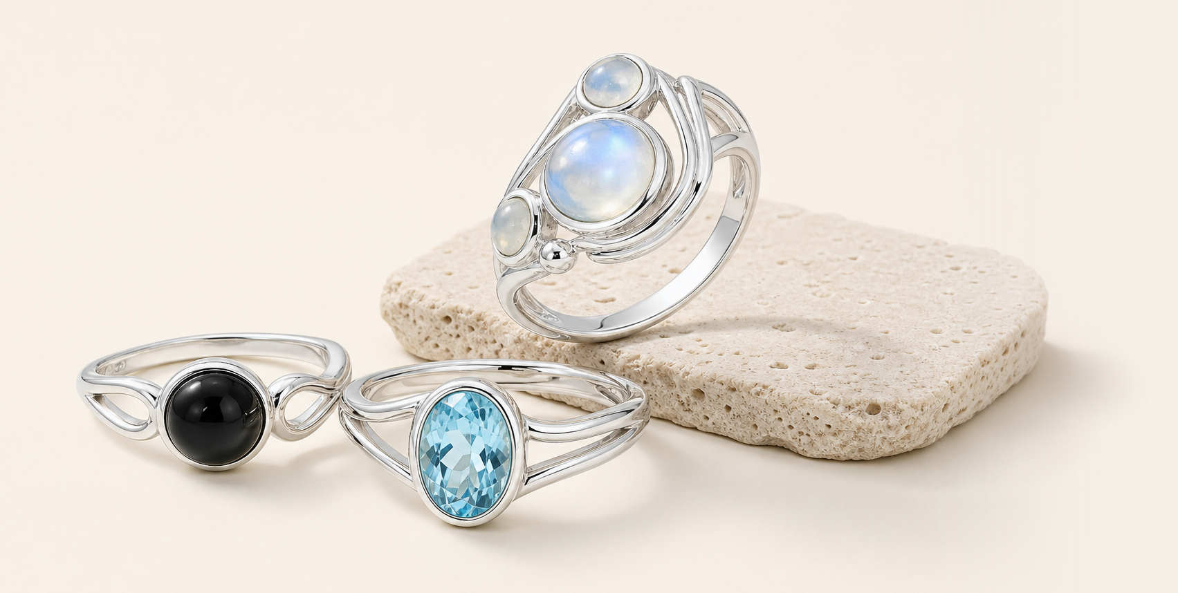 Zilveren ringen met edelstenen